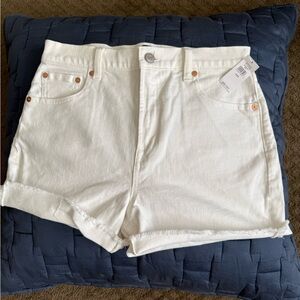 GAP NWT Women's White Jean Shorts